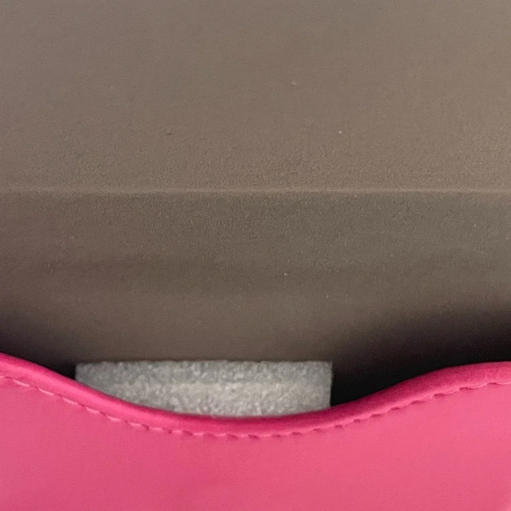 The Unbranded Brand adorable hand